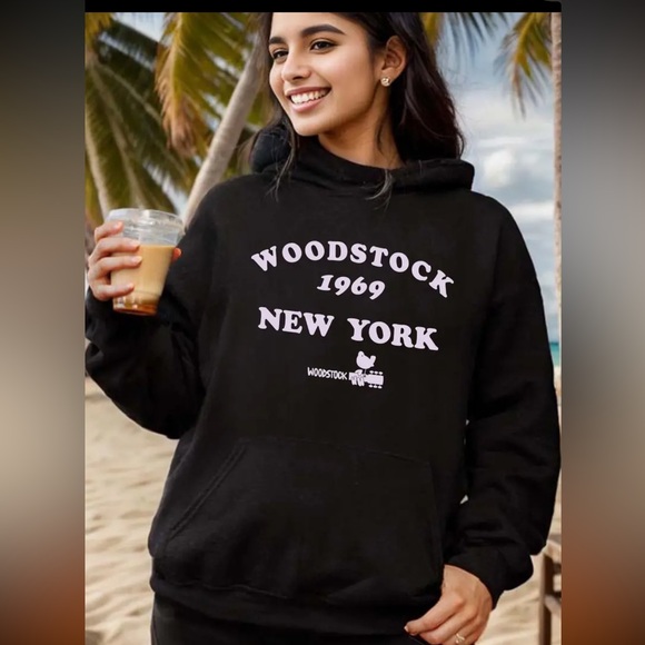 Comfortable kangaroo pocket hoodie Loose Fit with Fun Cartoon Letter - Picture 1 of 5